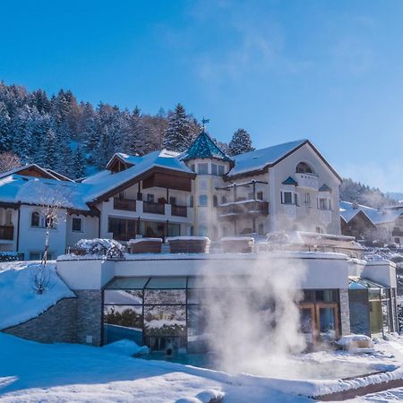Alpenheim Charming & Spa Hotel Ortisei Bagian luar foto